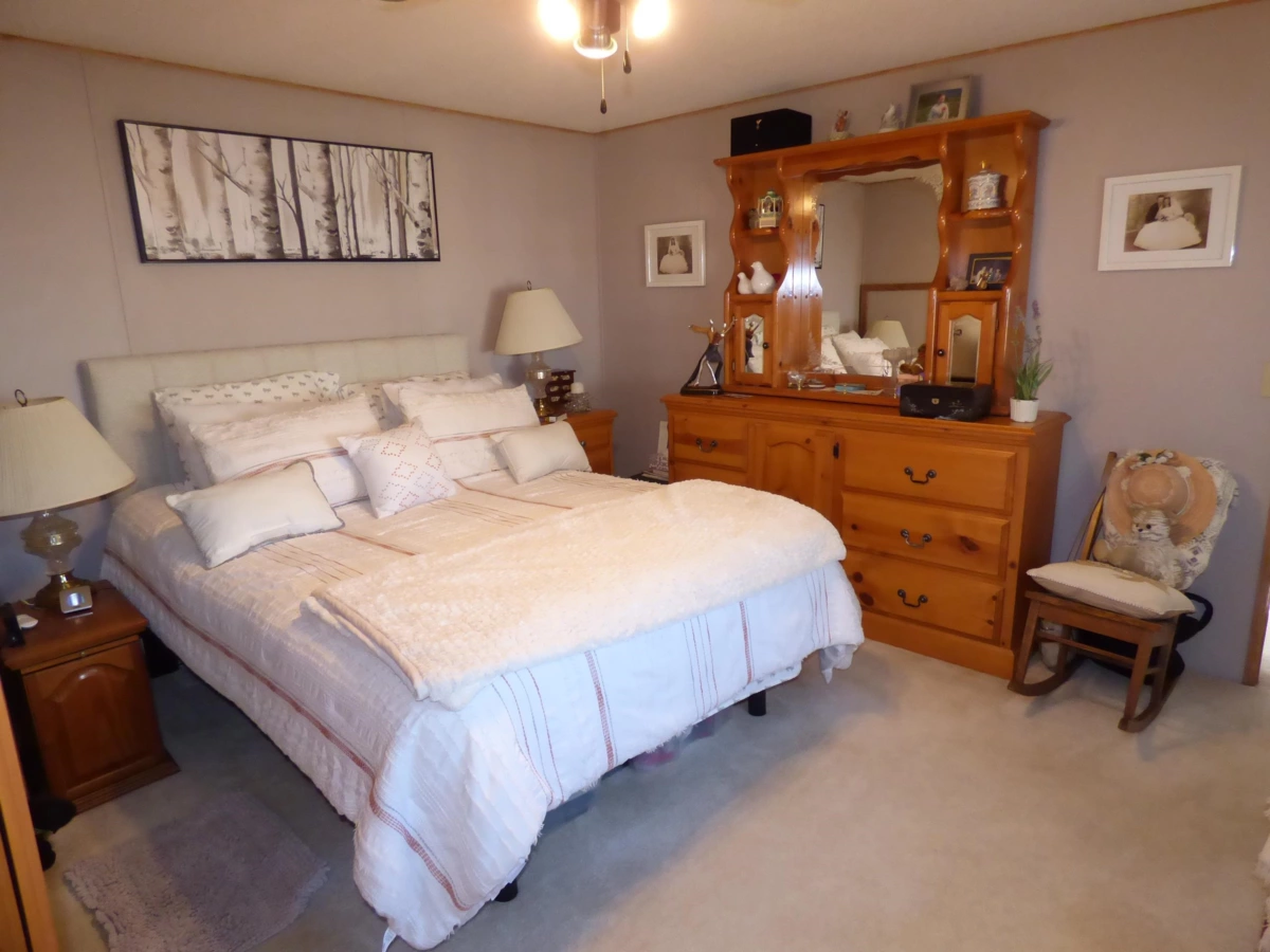 Powder Room Photo of 12 52324 Yale Road, Rosedale, BC