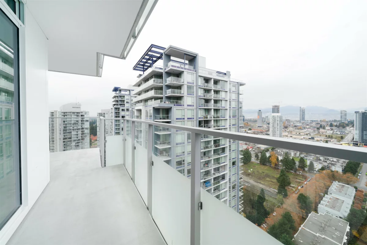 Pantry Photo of 3406 13768 100 Avenue, Surrey, BC