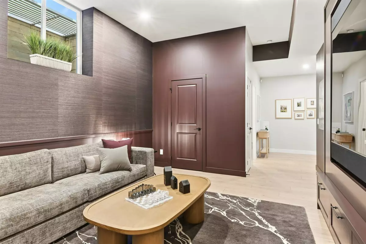 Entry Foyer Photo of 2843 Jersey Place, Abbotsford, BC