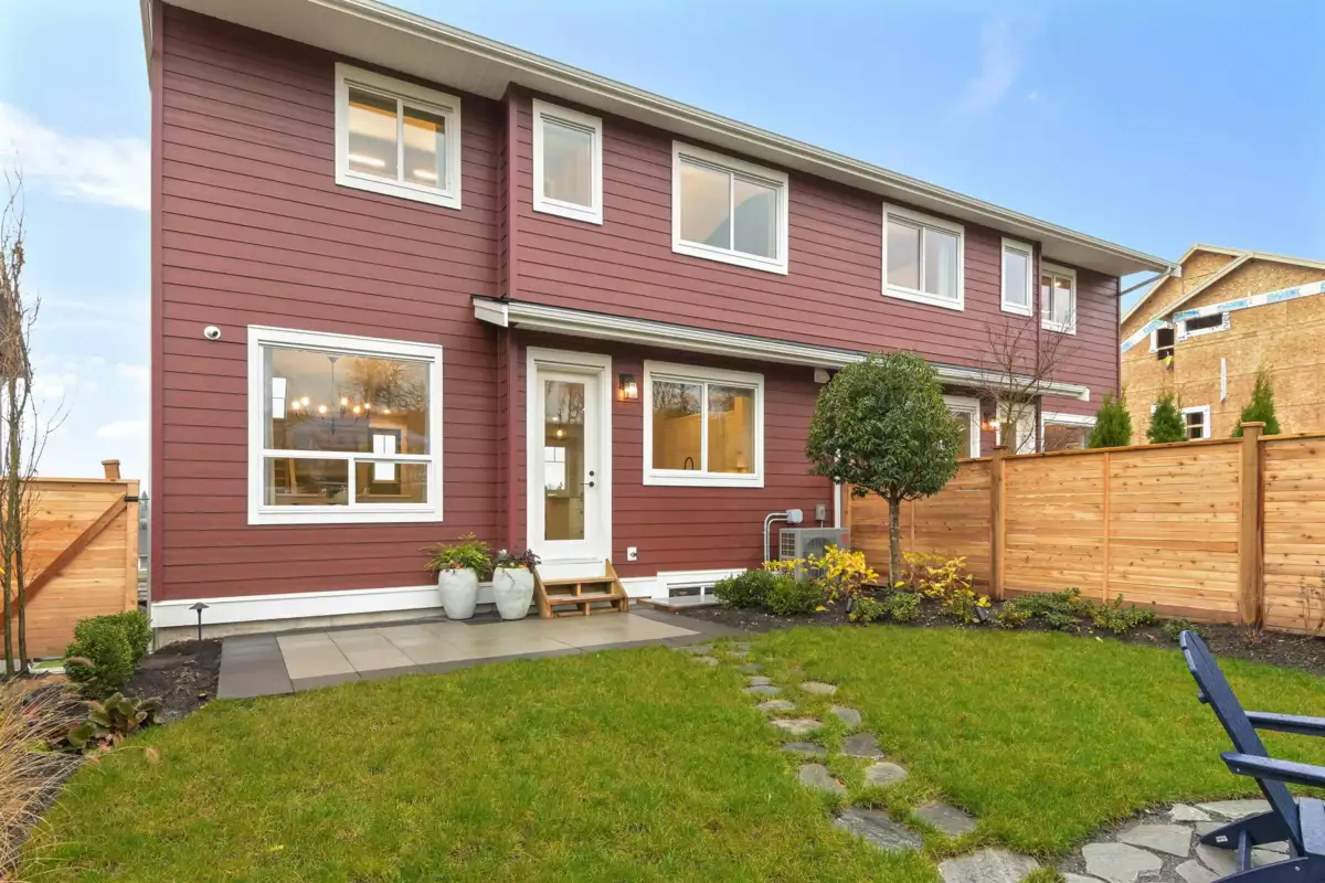 Garage Interior Photo of 2843 Jersey Place, Abbotsford, BC
