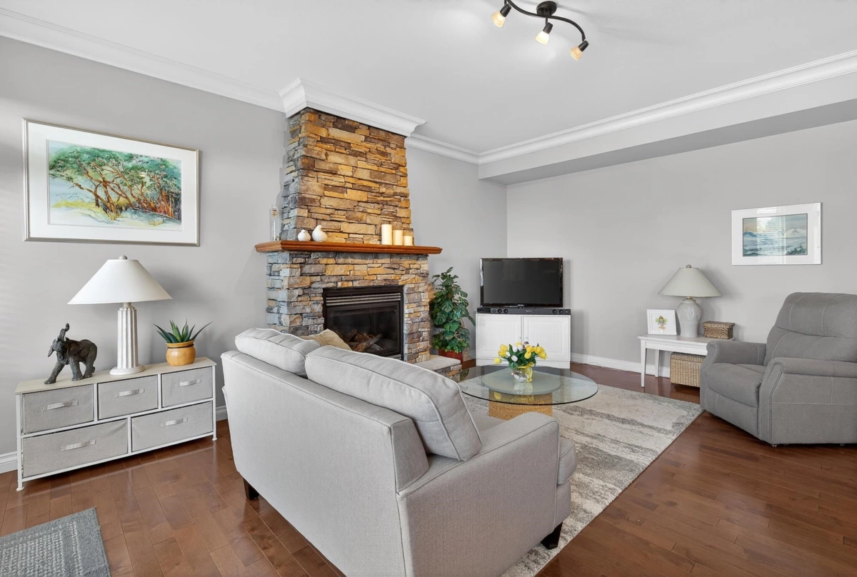 Dining Area Photo of 16 36260 Mckee Road, Abbotsford, BC