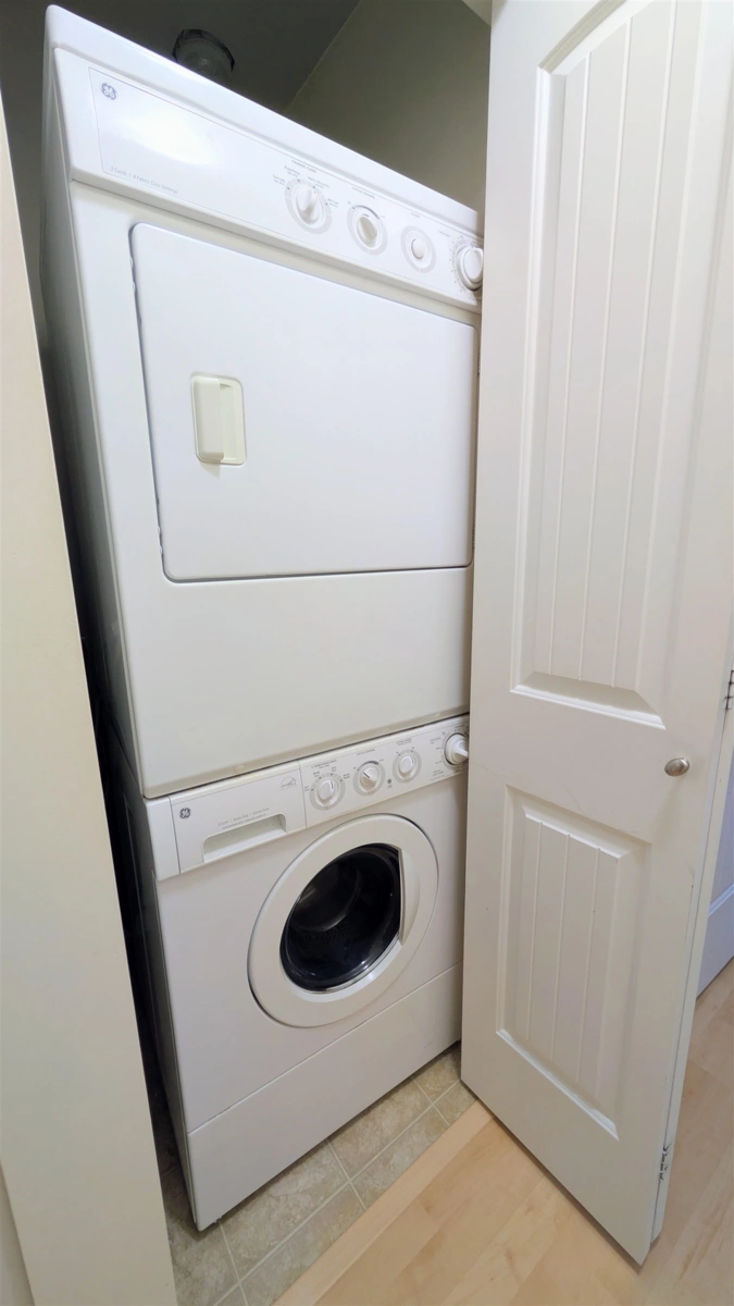 Mudroom Photo of 58 4401 Blauson Boulevard, Abbotsford, BC