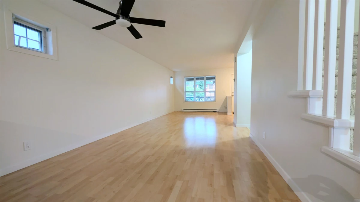 Walk-In Closet Photo of 58 4401 Blauson Boulevard, Abbotsford, BC