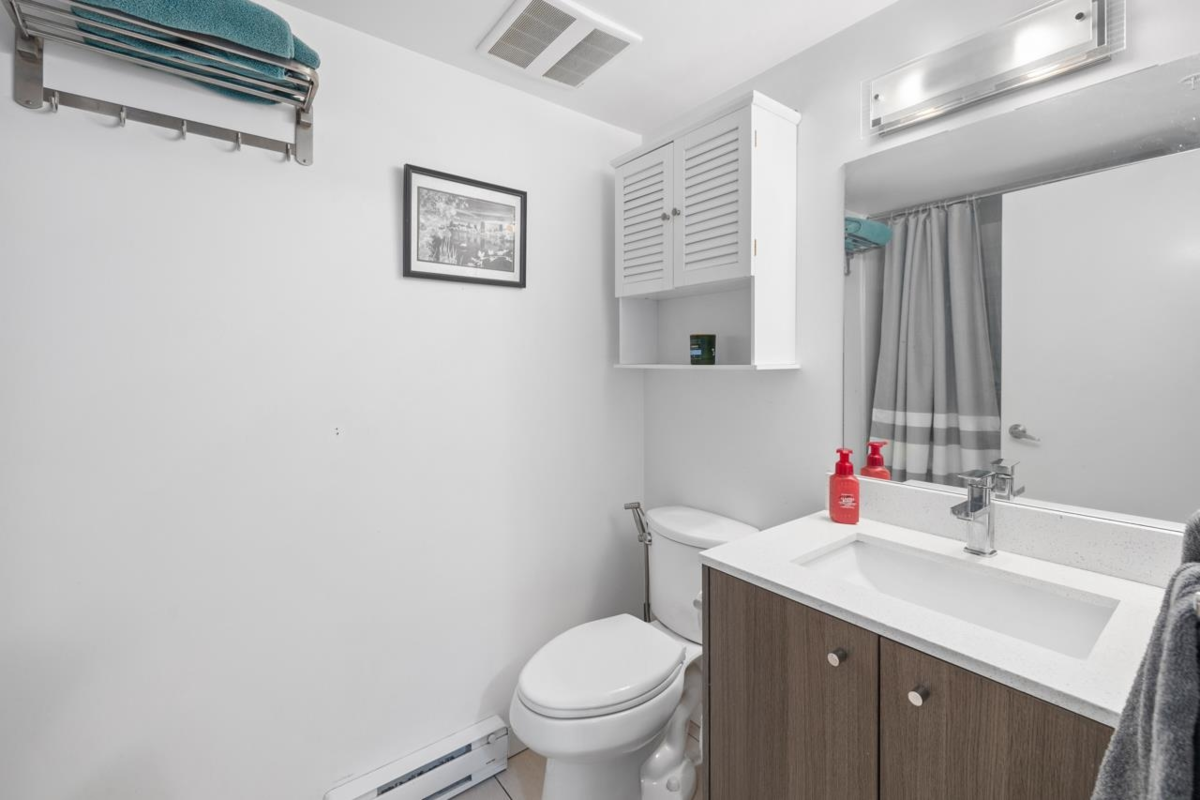 Bedroom 4 Photo of 405 10688 140 Street, Surrey, BC