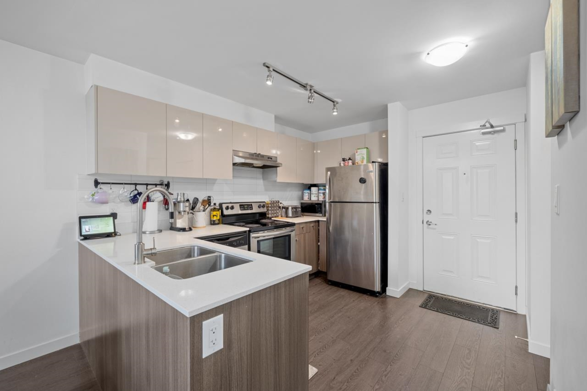Pantry Photo of 405 10688 140 Street, Surrey, BC