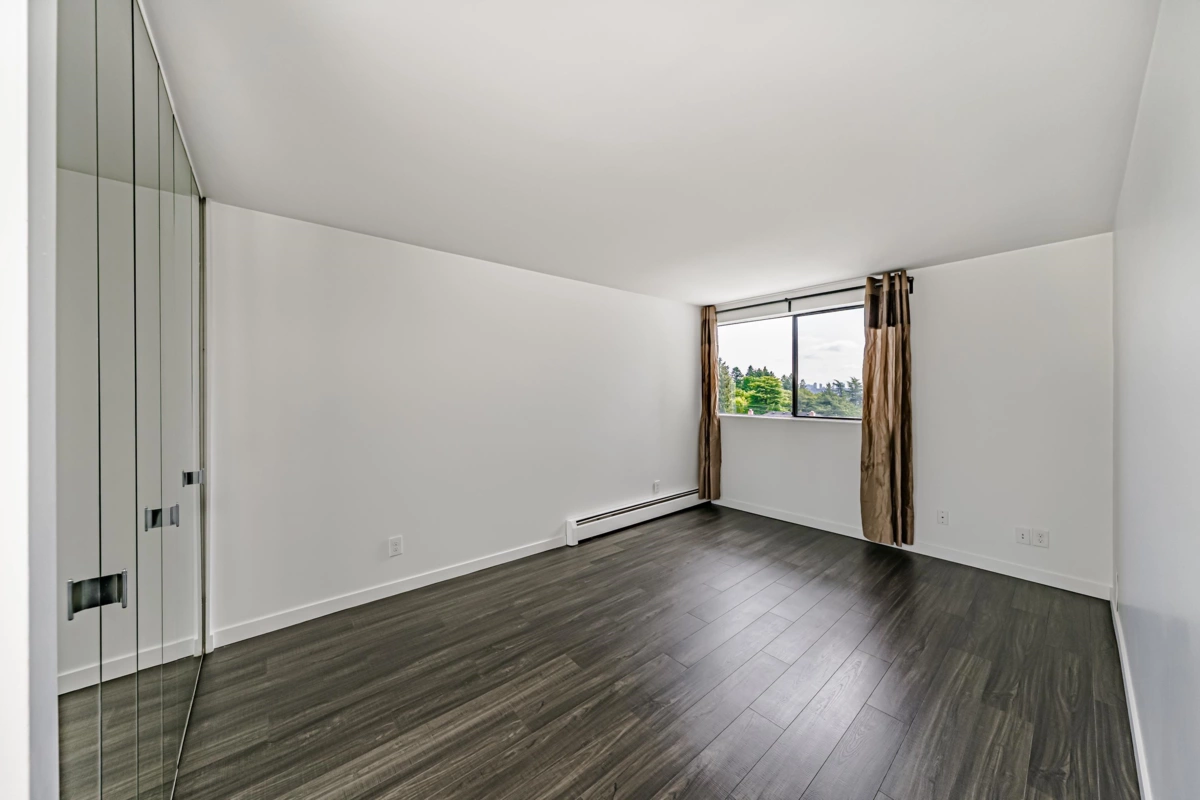 Bedroom 3 Photo of 302 225 Sixth Street, New Westminster, BC