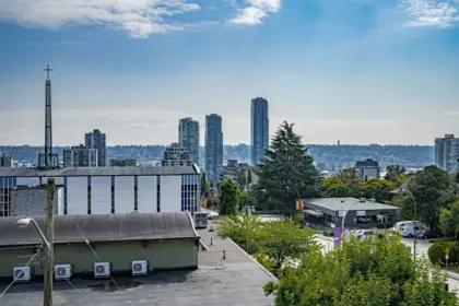 302 225 Sixth Street, New Westminster, BC