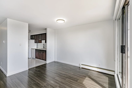Pantry Photo of 302 225 Sixth Street, New Westminster, BC