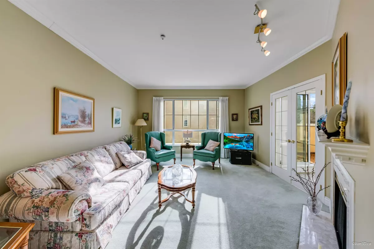 Breakfast Nook Photo of 315 2985 Princess Crescent, Coquitlam, BC