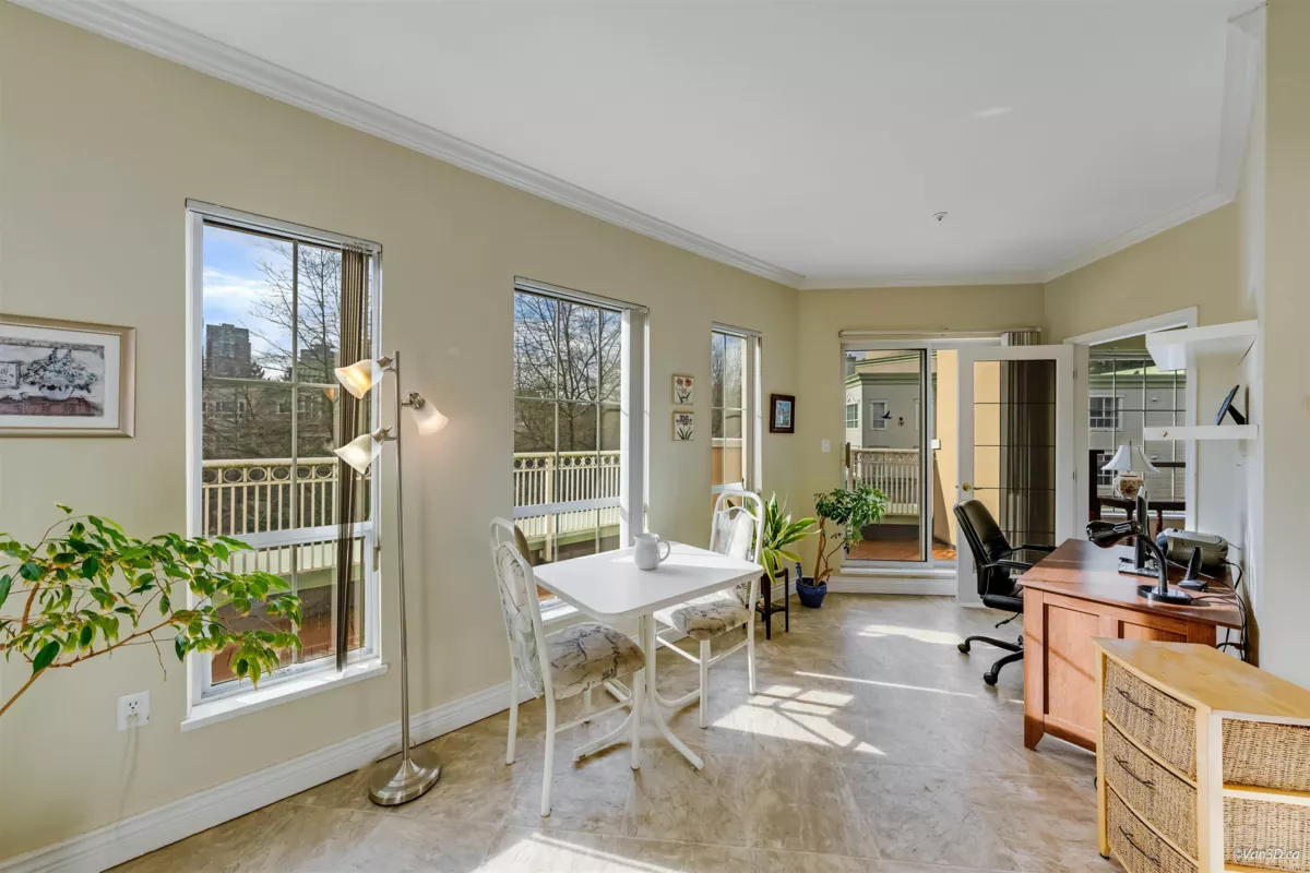 Hallway Photo of 315 2985 Princess Crescent, Coquitlam, BC