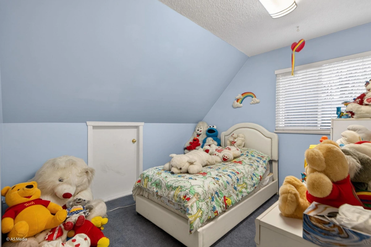 Garage Interior Photo of 13747 63a Avenue, Surrey, BC