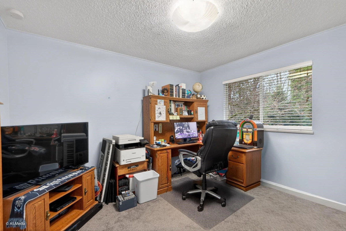 Outdoor Patio Photo of 13747 63a Avenue, Surrey, BC