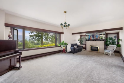 Breakfast Nook Photo of 35280 Ewert Avenue, Mission, BC