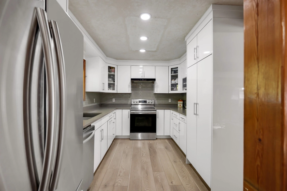 Primary Bathroom Photo of 4000 Highway 99, Squamish, BC