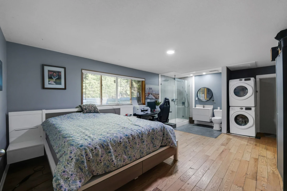 Walk-In Closet Photo of 4000 Highway 99, Squamish, BC