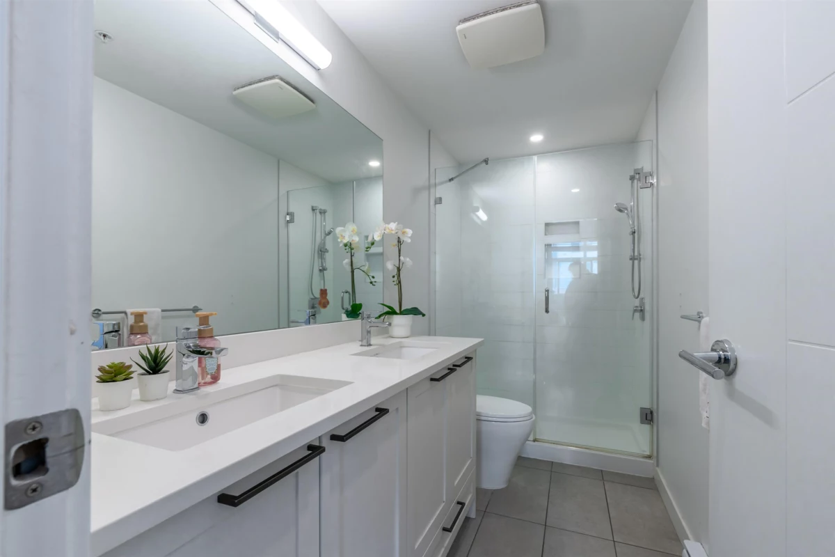 Walk-In Closet Photo of 230 5415 Brydon Crescent, Langley, BC