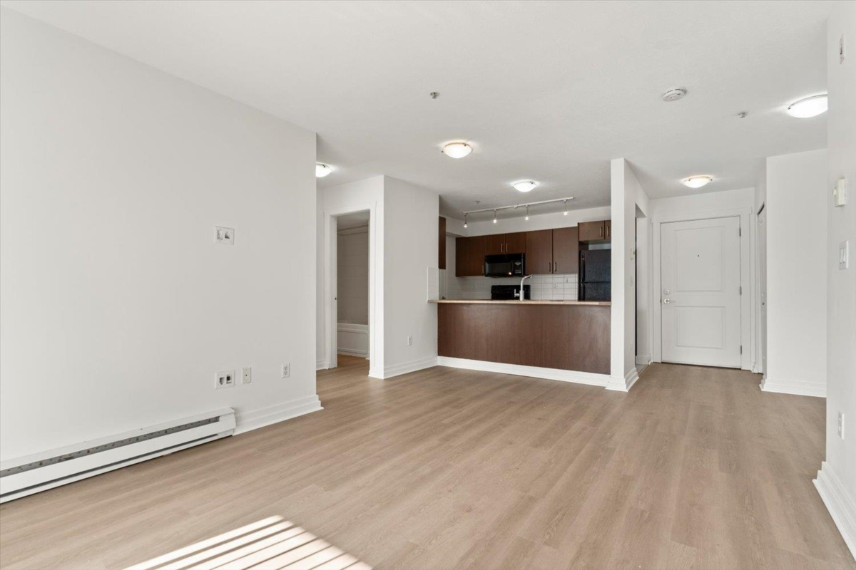 Family Room Photo of 109 45555 Yale Road, Chilliwack, BC