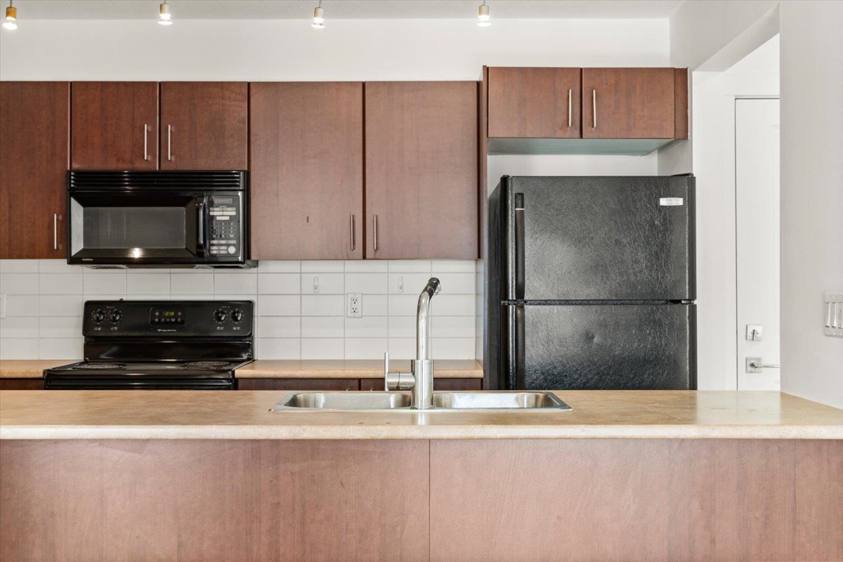 Pantry Photo of 109 45555 Yale Road, Chilliwack, BC