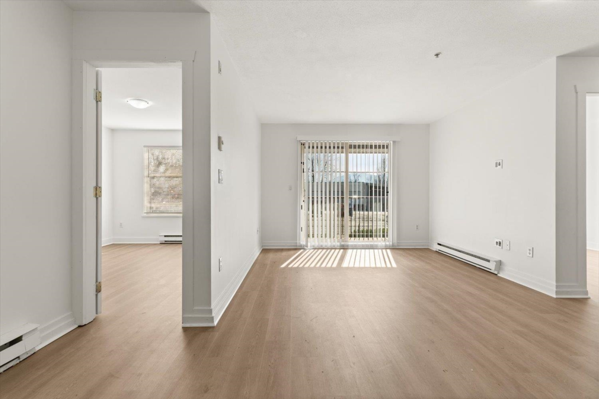 Walk-In Closet Photo of 109 45555 Yale Road, Chilliwack, BC