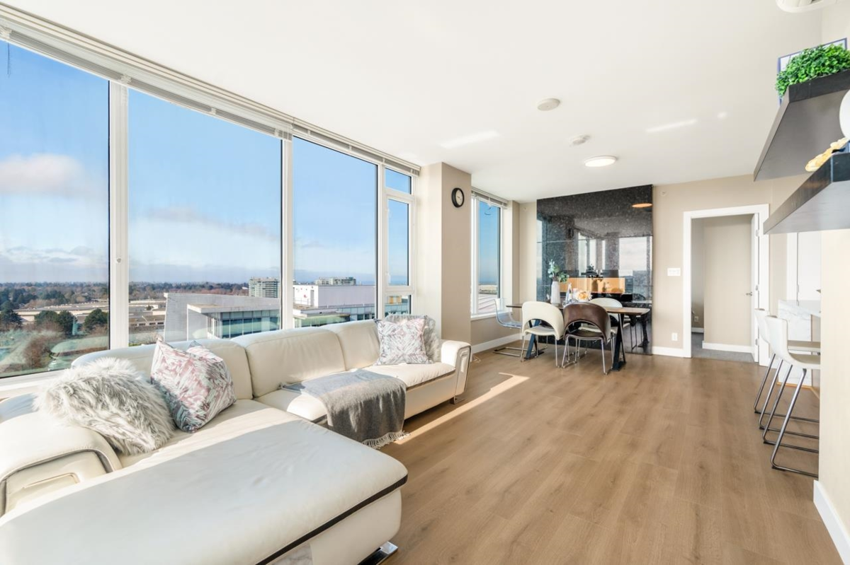 Family Room Photo of 1708 6971 Elmbridge Way, Richmond, BC