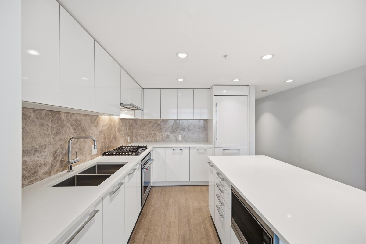 Front Yard Photo of 2803 6700 Dunblane Avenue, Burnaby, BC