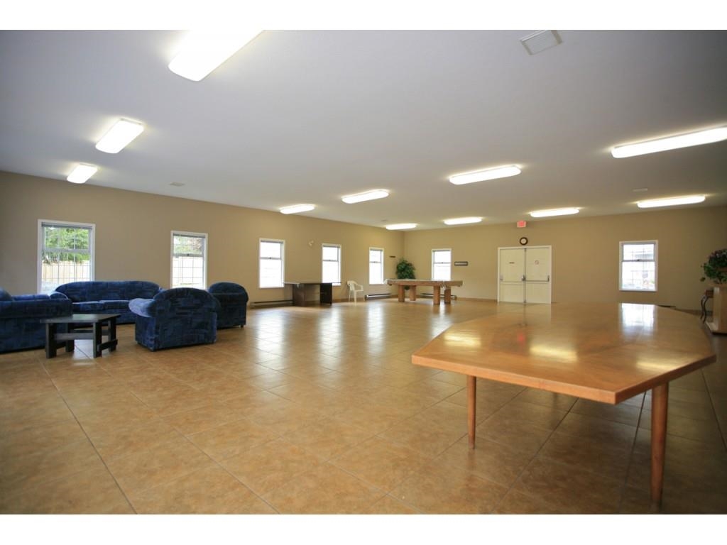 Basement Recreation Room Photo of 125 13911 70 Avenue, Surrey, BC