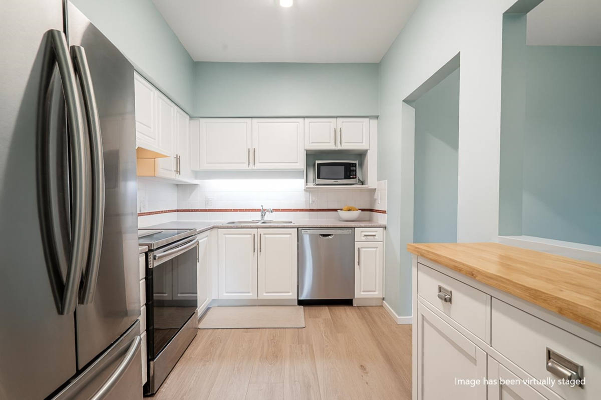 Family Room Photo of 125 13911 70 Avenue, Surrey, BC