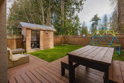 Front Yard Photo of 5 623 Farnham Road, Gibsons, BC