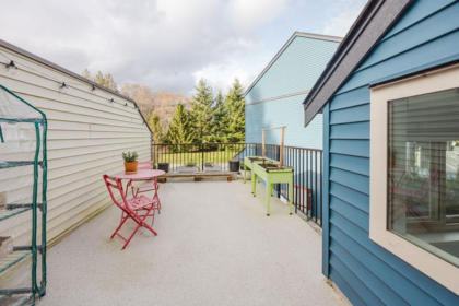 Mudroom Photo of 5 623 Farnham Road, Gibsons, BC