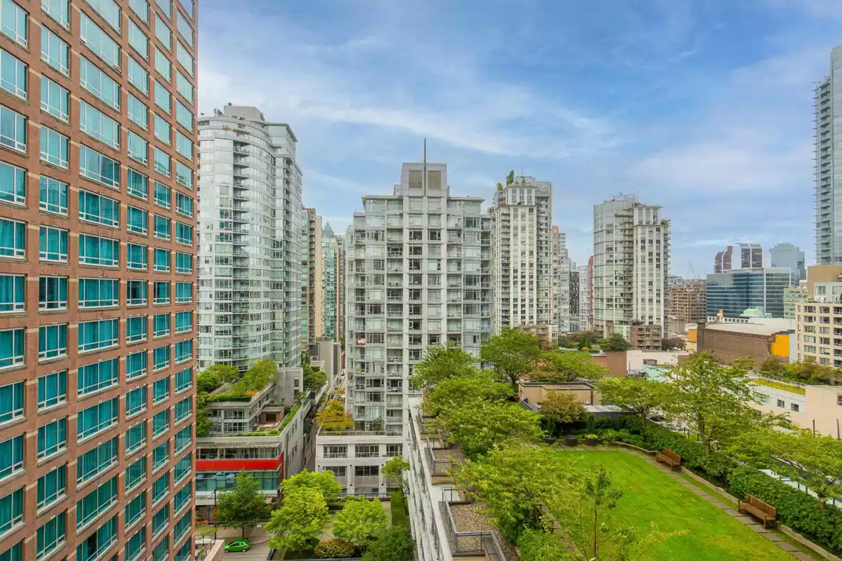 Garage Interior Photo of 1601 788 Richards Street, Vancouver, BC