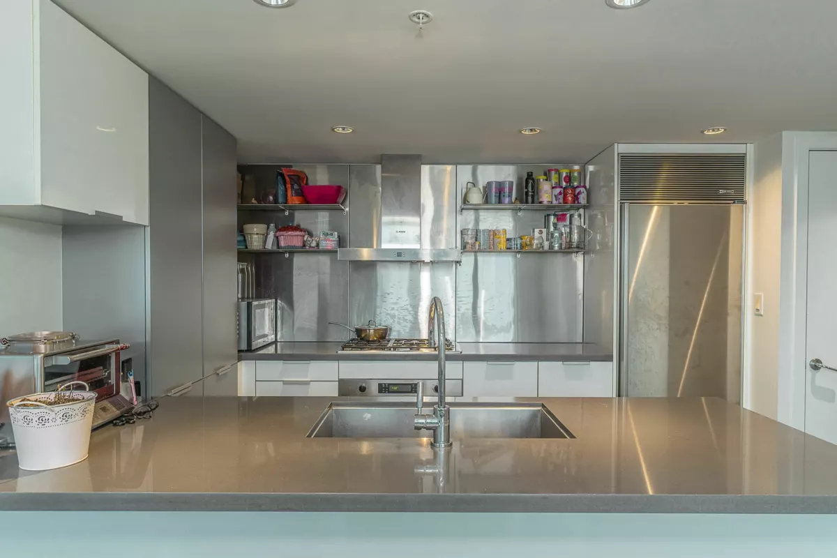 Guest Bathroom Photo of 1601 788 Richards Street, Vancouver, BC