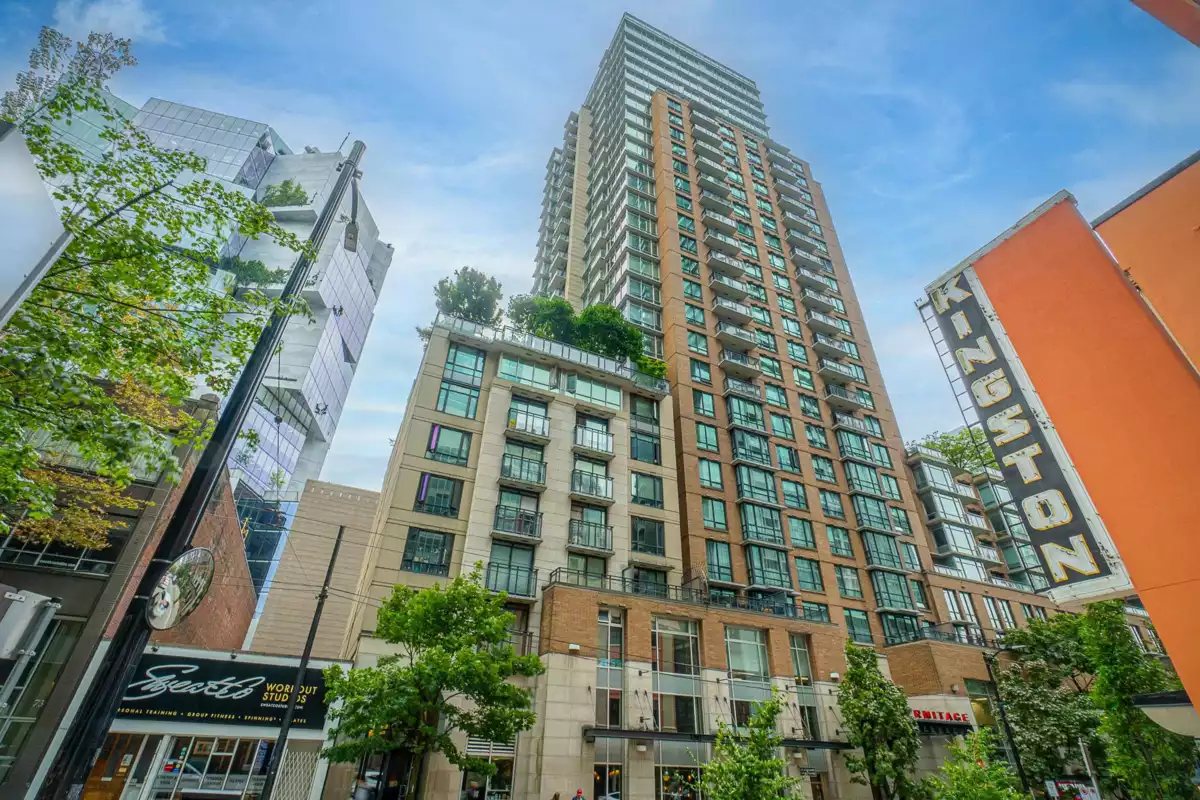 Hot Tub / Spa Photo of 1601 788 Richards Street, Vancouver, BC