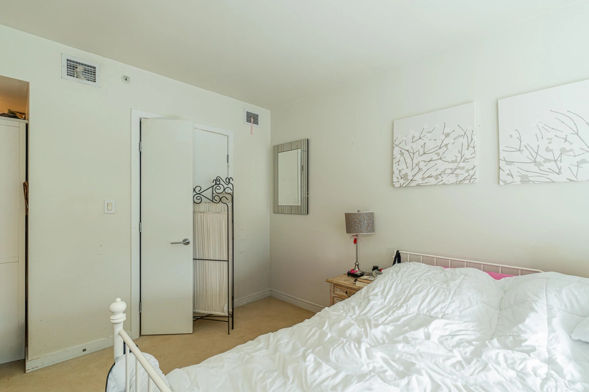 Pantry Photo of 1601 788 Richards Street, Vancouver, BC