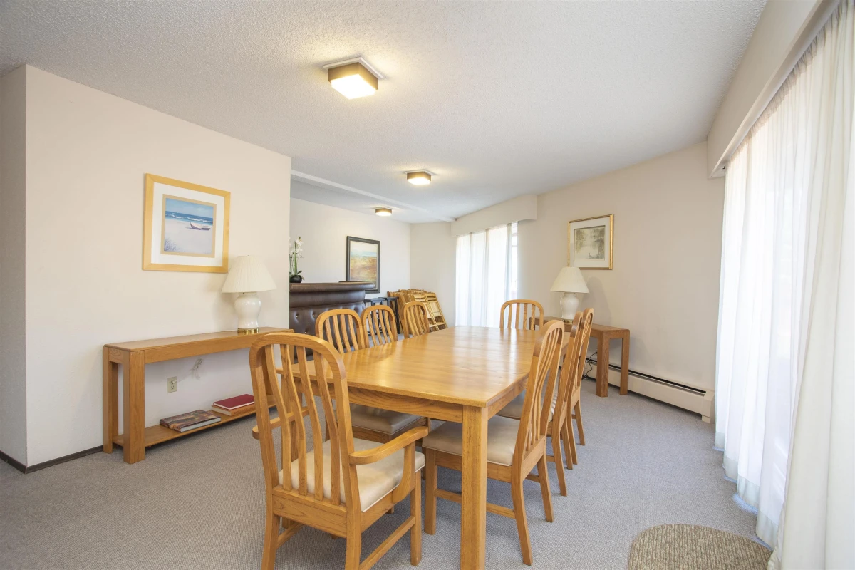 Swimming Pool Photo of 202 1381 Martin Street, White Rock, BC