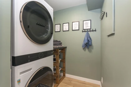 Powder Room Photo of 202 1381 Martin Street, White Rock, BC