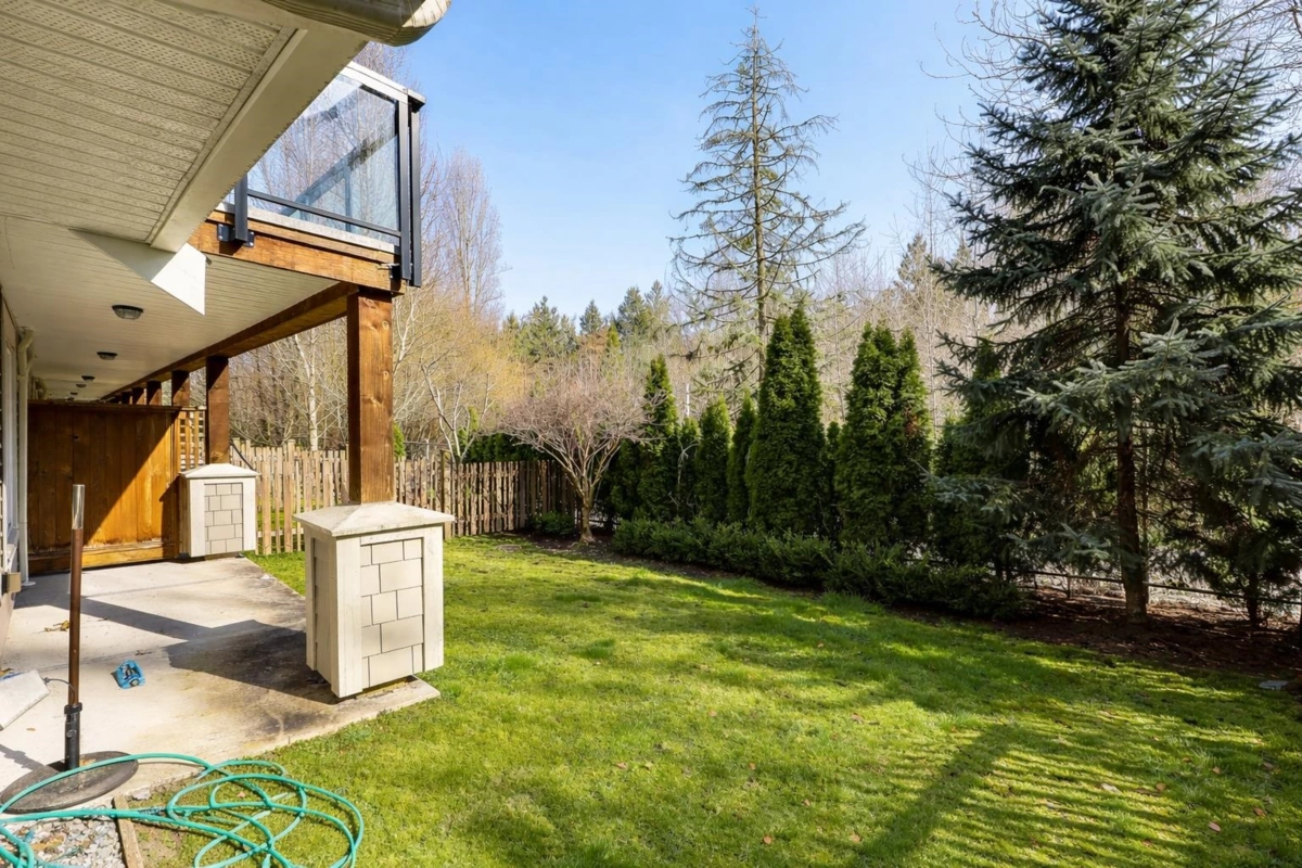Kitchen Photo of 73 20498 82 Avenue, Langley, BC