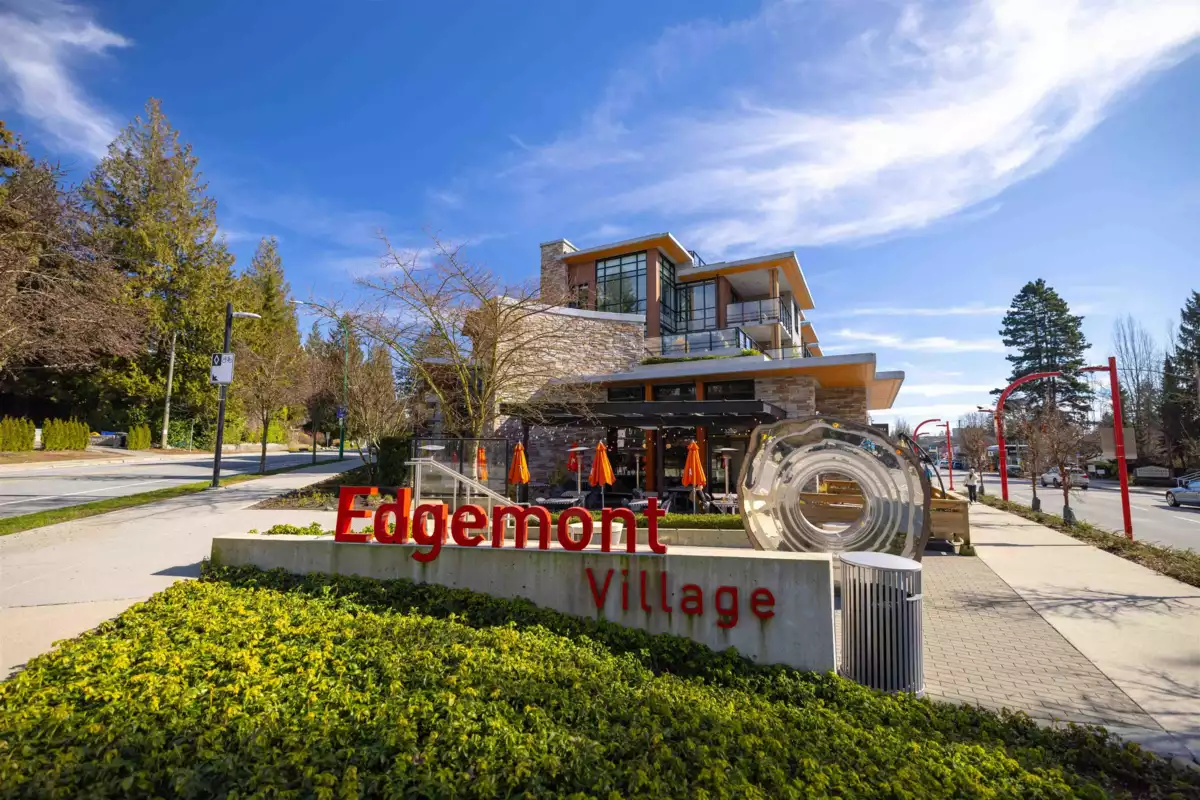 Garden / Landscaping Photo of 5709 Owl Court, North Vancouver, BC