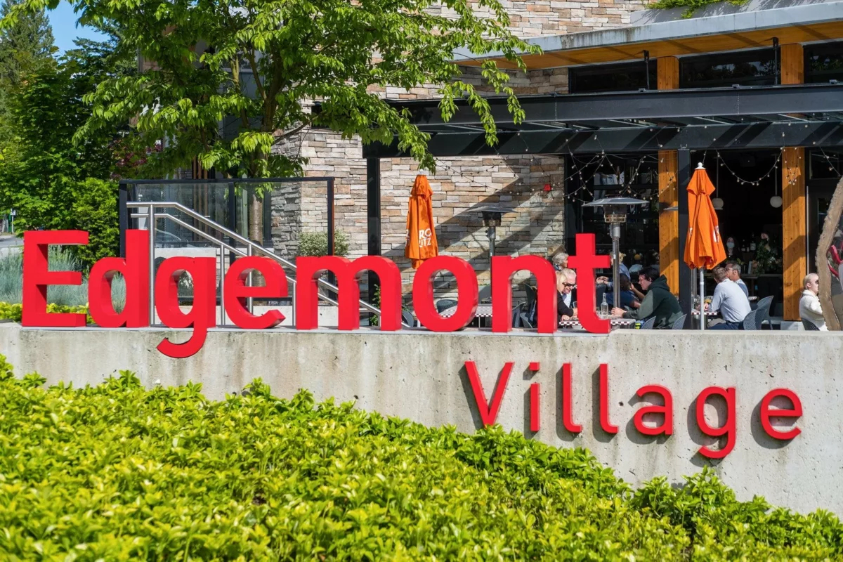 Hot Tub / Spa Photo of 5709 Owl Court, North Vancouver, BC