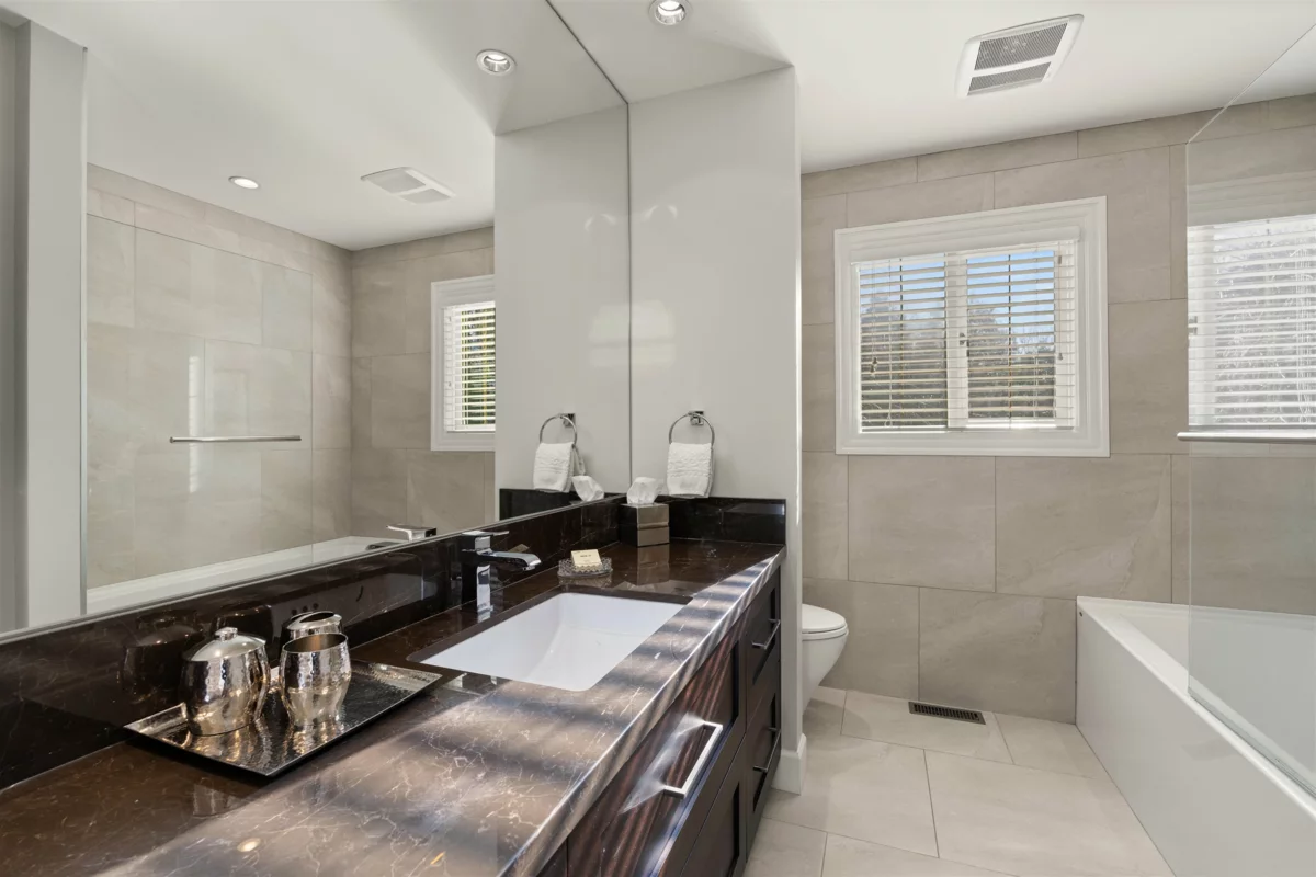 Backyard Photo of 1248 Tecumseh Avenue, Vancouver, BC