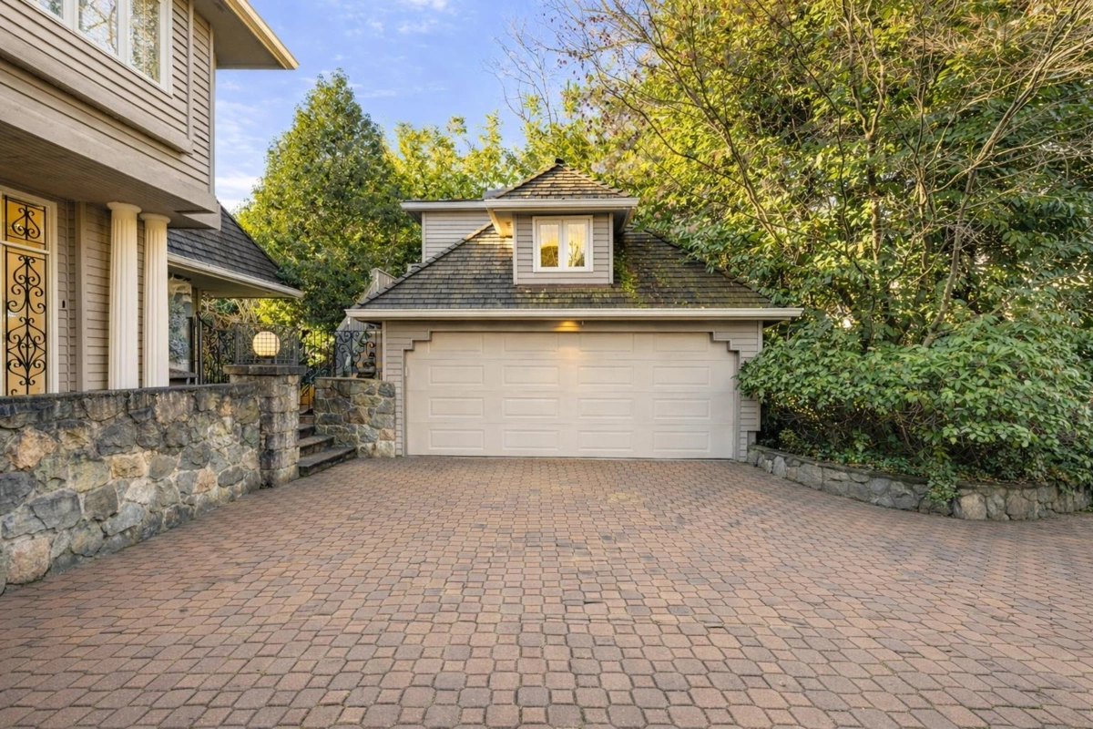 Family Room Photo of 1248 Tecumseh Avenue, Vancouver, BC