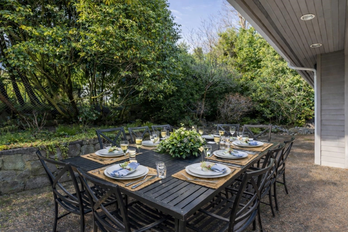 Garden / Landscaping Photo of 1248 Tecumseh Avenue, Vancouver, BC