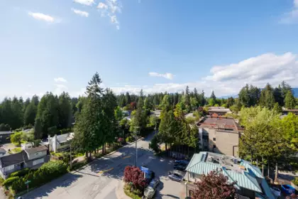 Primary Bedroom Photo of 1006 958 Ridgeway Avenue, Coquitlam, BC