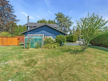 Aerial View of 999 53a Street, Delta, BC
