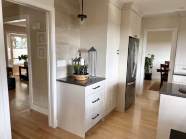 Kitchen Island Photo of 2685 Byron Road, North Vancouver, BC