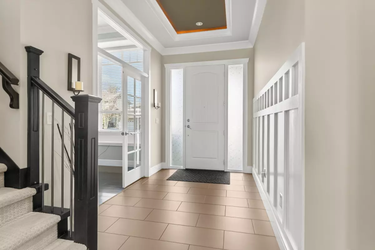 Living Room Photo of 14786 57a Avenue, Surrey, BC