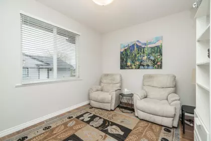 Powder Room Photo of 21118 123 Avenue, Maple Ridge, BC