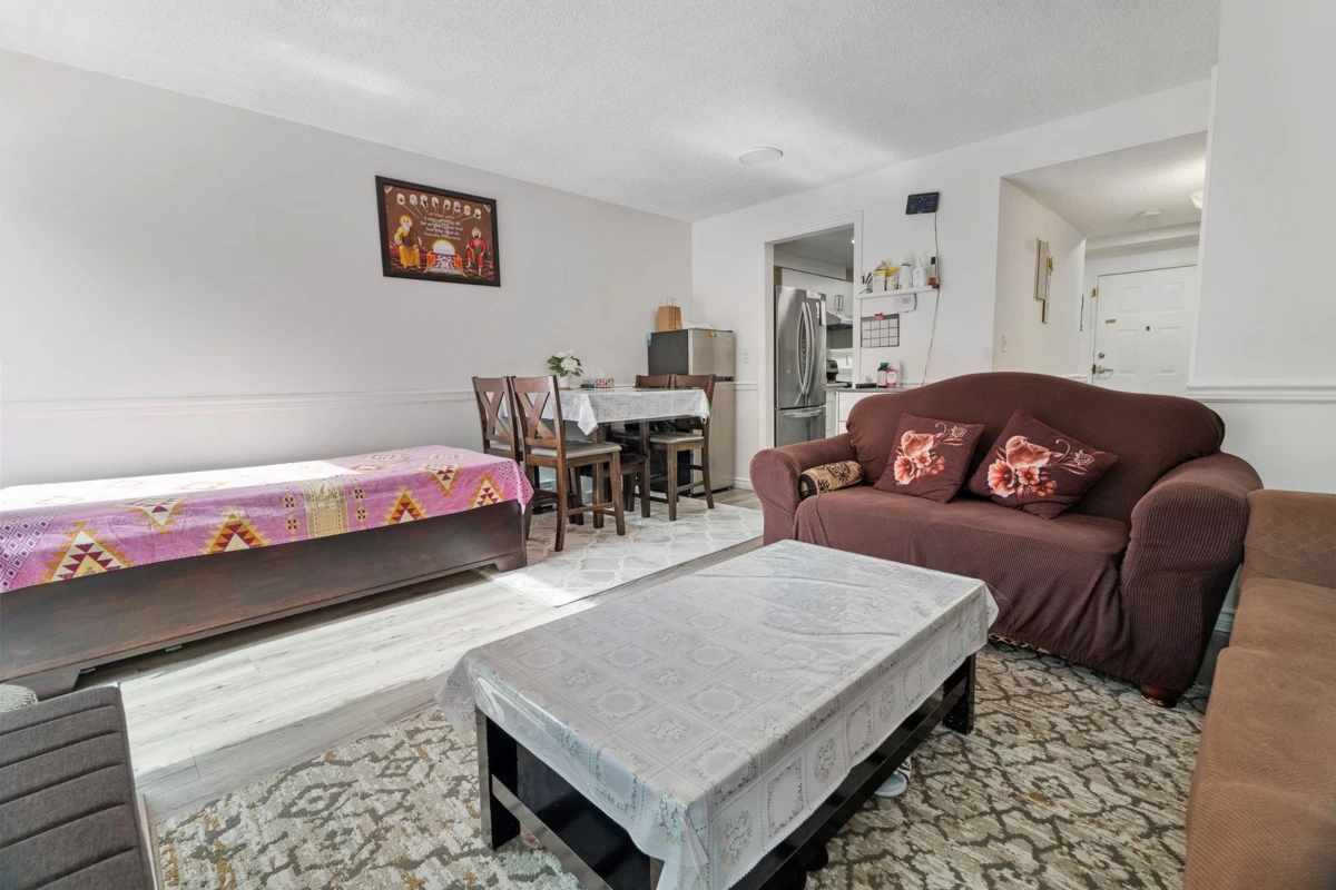 Family Room Photo of 237 7447 140 Street, Surrey, BC