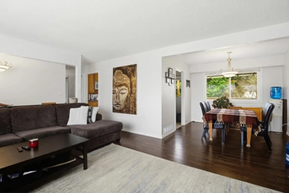 Breakfast Nook Photo of 33359 Whidden Avenue, Mission, BC