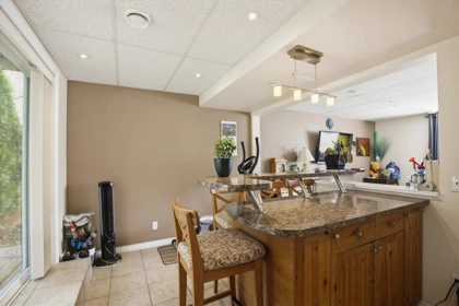 Entry Foyer Photo of 33359 Whidden Avenue, Mission, BC
