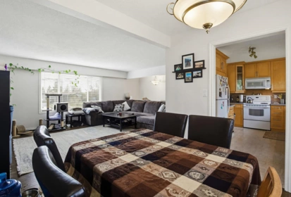 Kitchen Photo of 33359 Whidden Avenue, Mission, BC